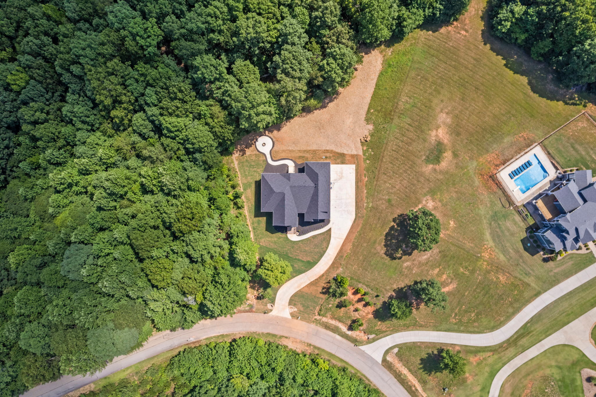 574 Paramount Drive thumbnail 40