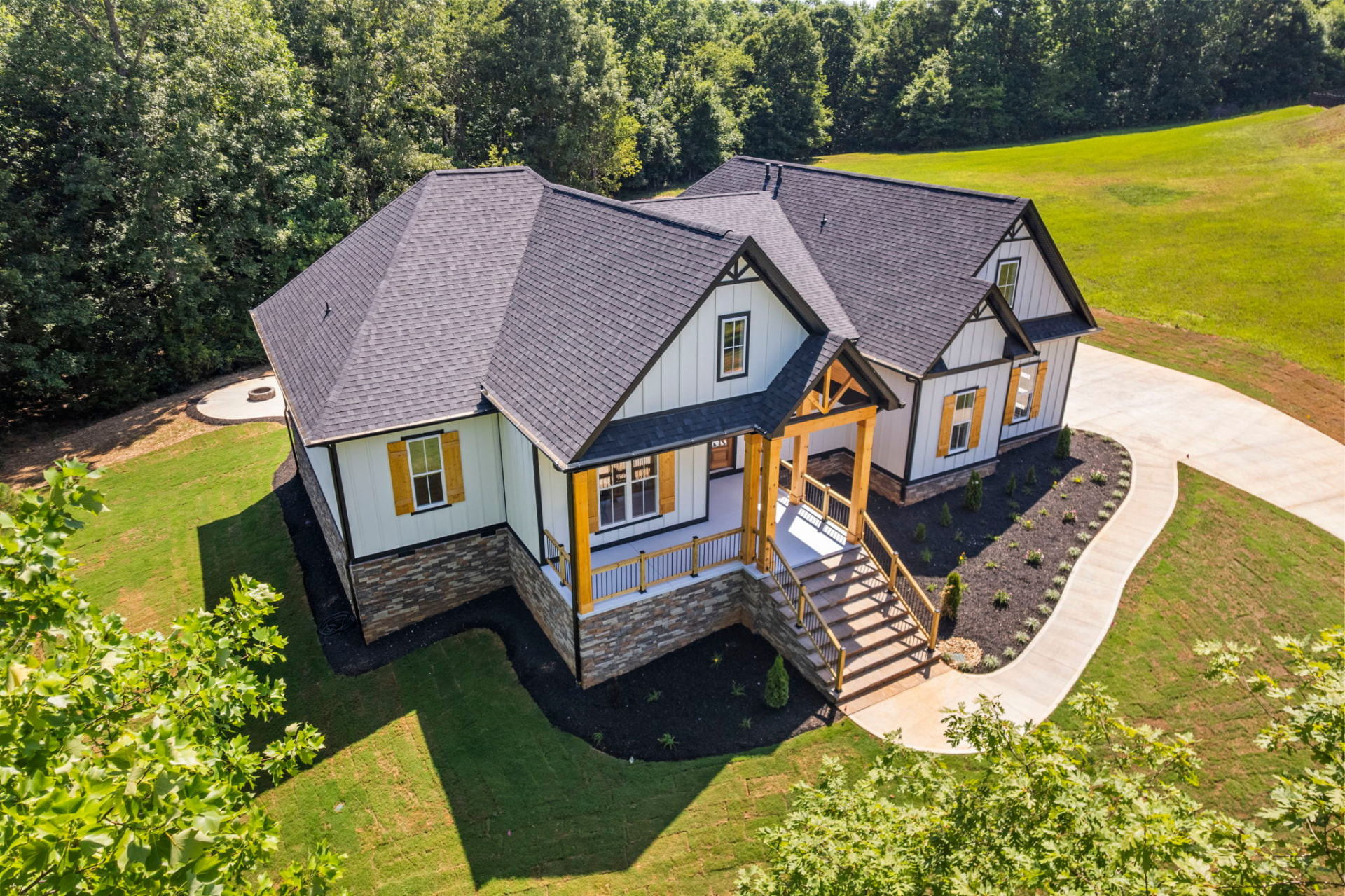 574 Paramount Drive thumbnail 38