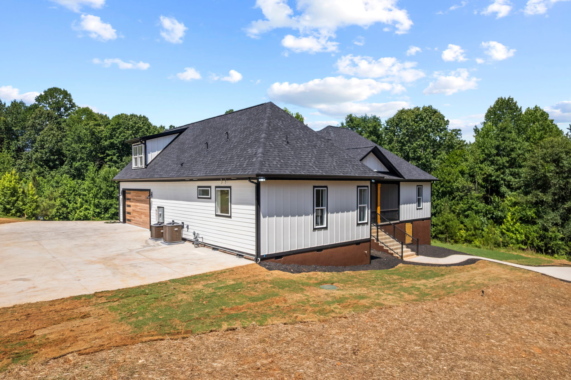 574 Paramount Drive thumbnail 37