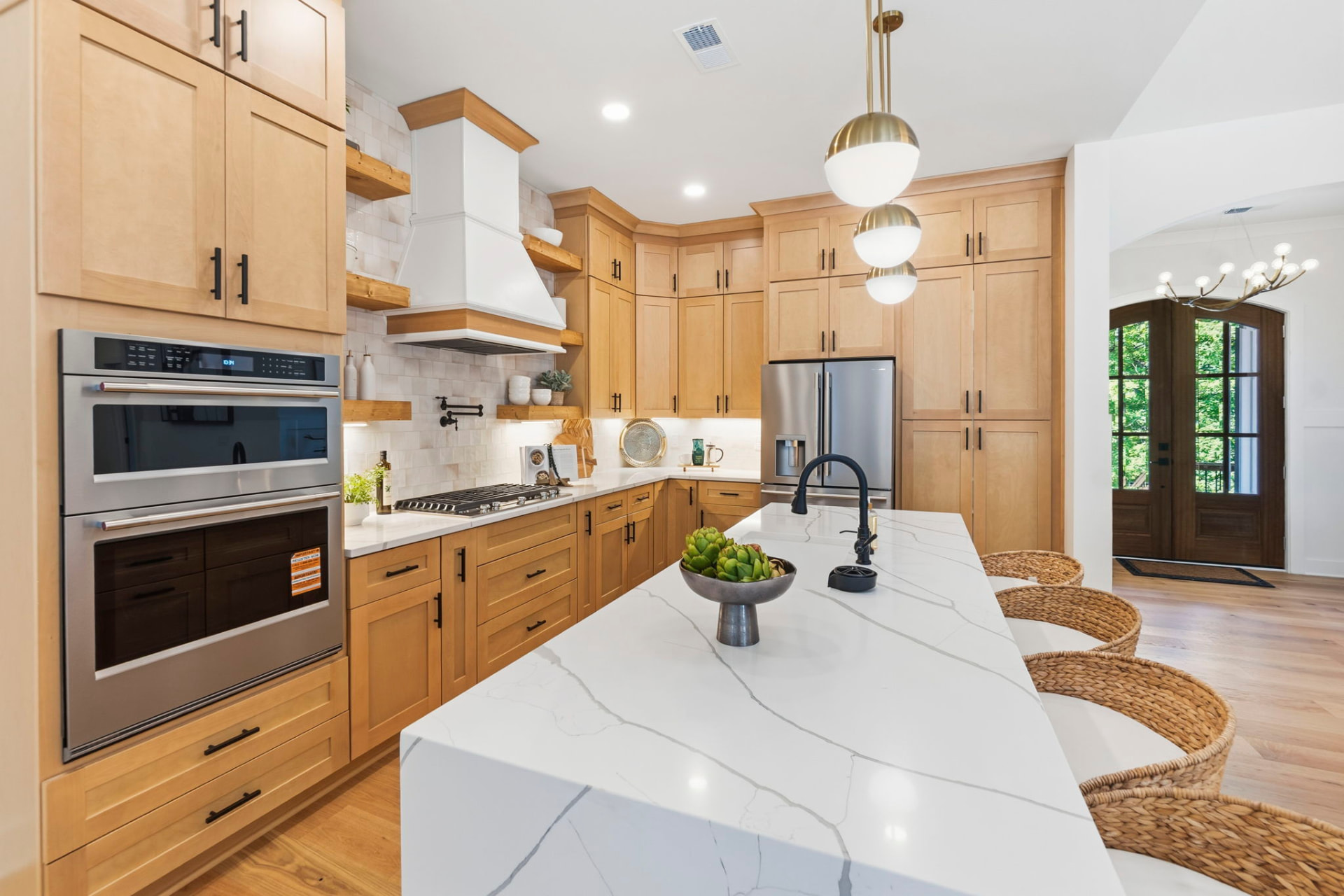574 Paramount Drive thumbnail 14